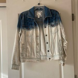 Blue and white hombre Jean jacket with spikes